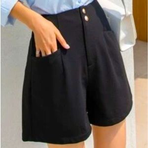 NWOT High Waited Slack Shorts